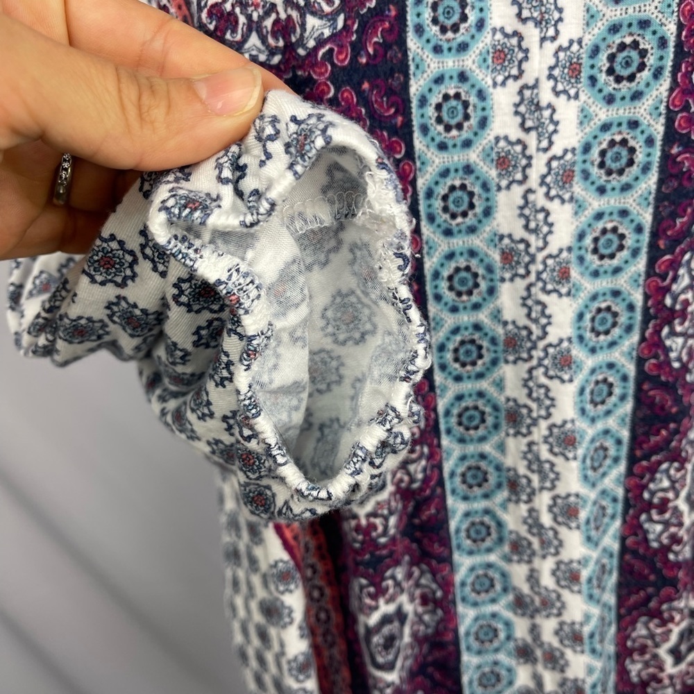 Absolutely Famous medallion print tunic top women’s size M - Picture 12 of 16